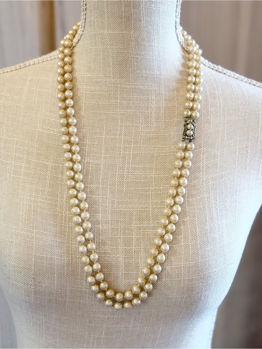 Vintage Signed 1950’s 1960’s Vendome Pearl Necklace. Double Strand | Jewel clasp